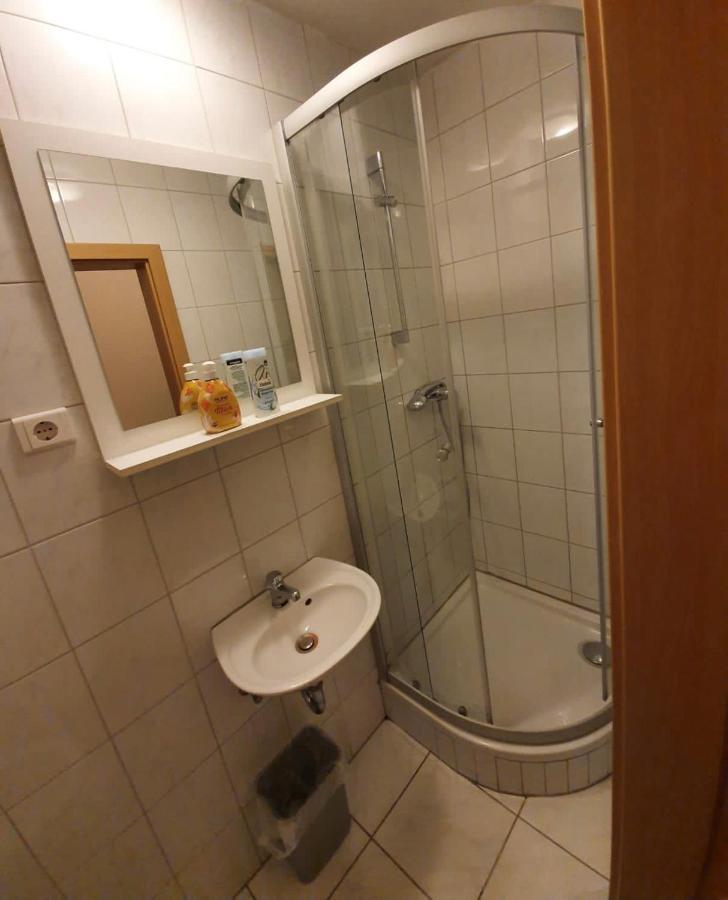 Unterkunfte Bora Gmbh Gaimersheim Экстерьер фото